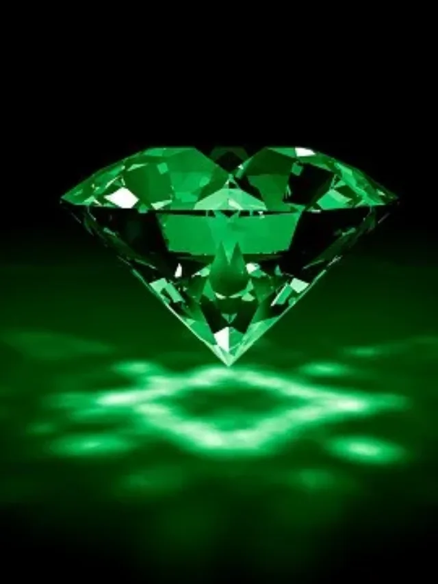 Green Diamond: ग्रीन डायमंड साधारण डायमंड से बहुत कीमती होता है