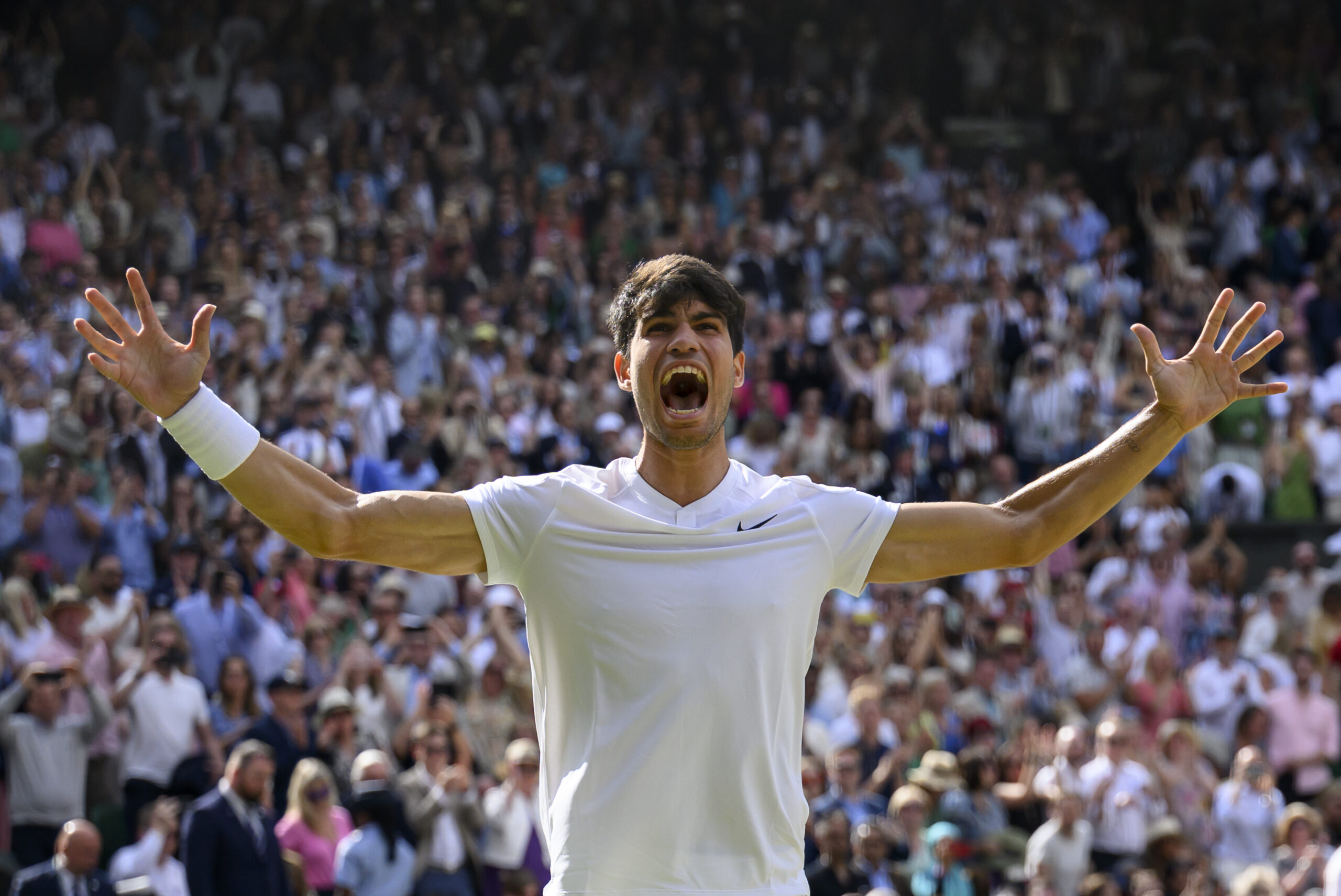 Wimbledon 2024 पुरुष सिंगल्स फाइनल: कार्लोस अल्काराज़ ने नोवाक जोकोविच को हराकर खिताब रखा बरकरार