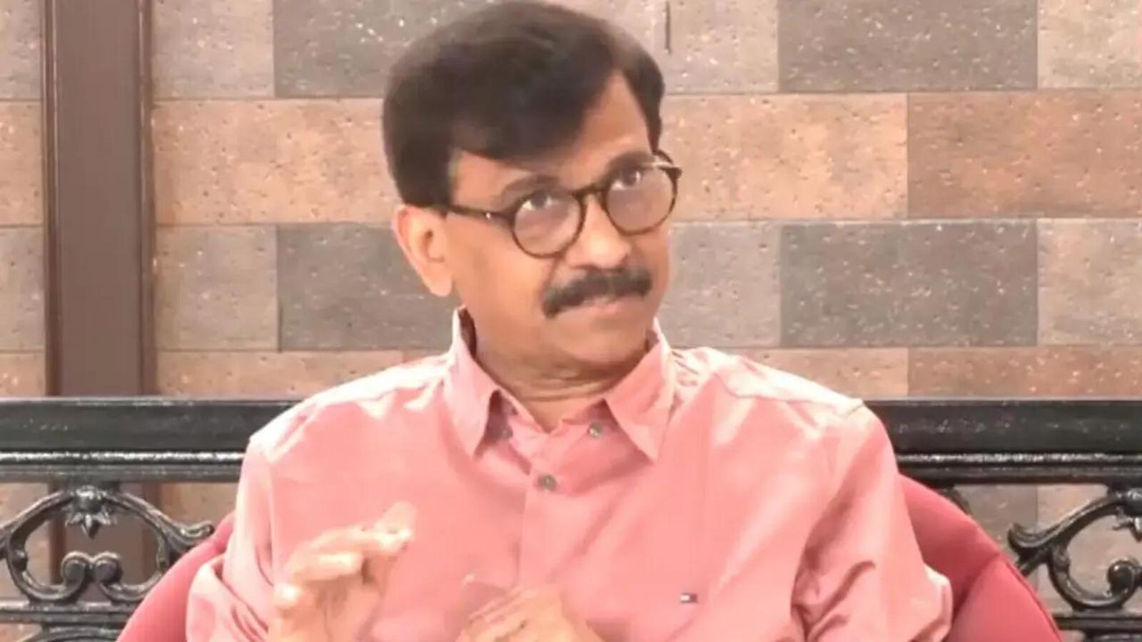 Samvidhan Hatya Divas पर संजय राउत बोले, ‘अटल बिहारी PM होते तो वो भी लगाते Emergency’