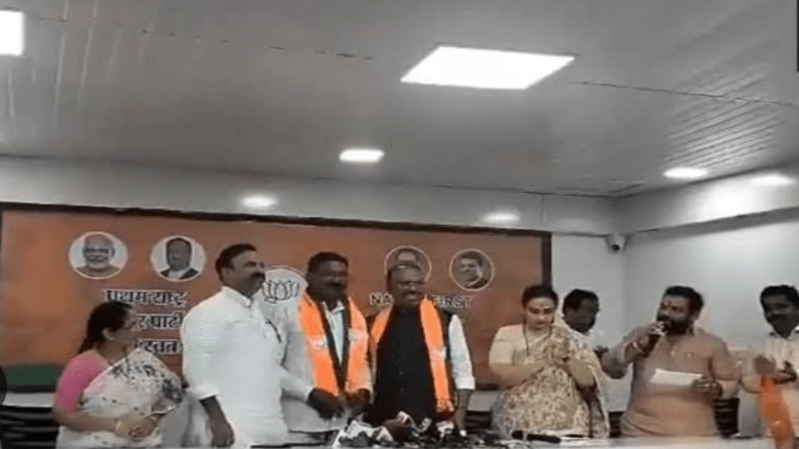 Maharashtra Political Game : माणिकराव सोनवलकर ने छोड़ा शरद पवार का साथ, ज्वाइन की बीजेपी 