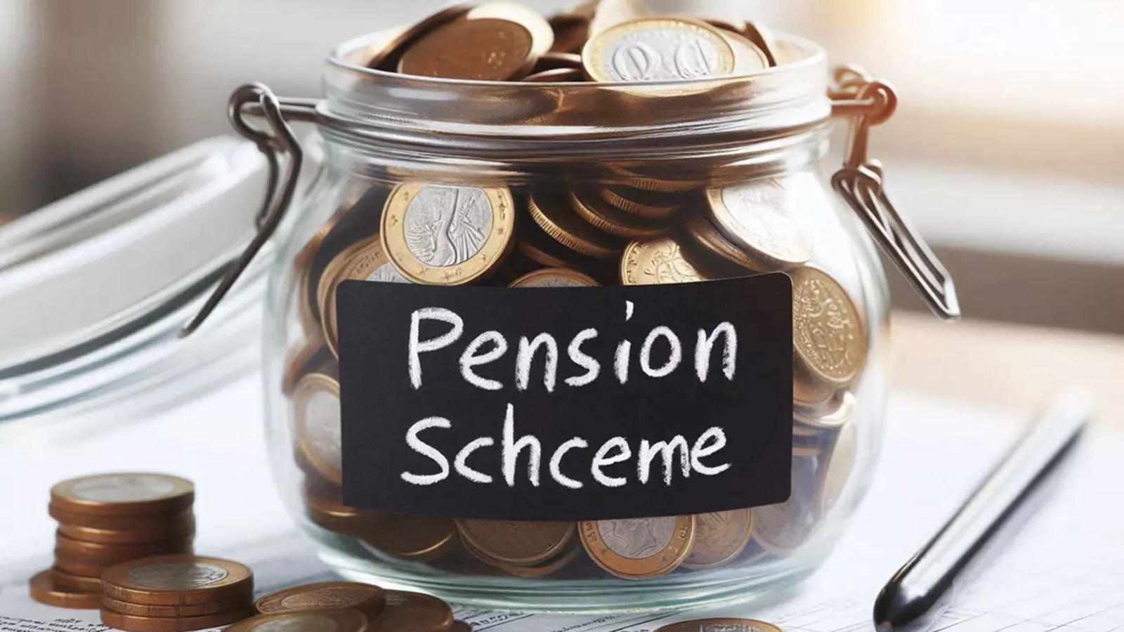 Unified Pension Scheme: यूनिफाइड पेंशन स्कीम से कर्मचारियों की होगी बल्ले बल्ले।