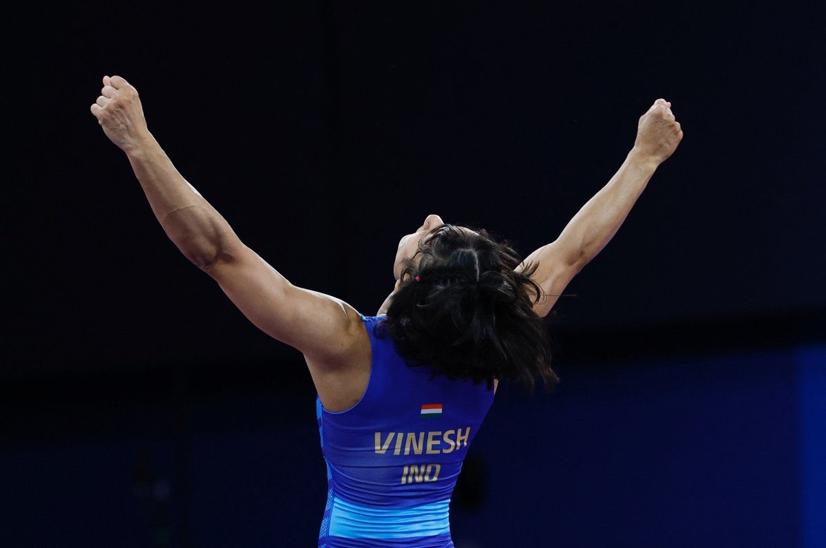 India at Paris Olympics 2024: 7 अगस्त, बुधवार को Mirabai Chanu और Vinesh Phogat गोल्ड मेडल के लिए उतरेंगी