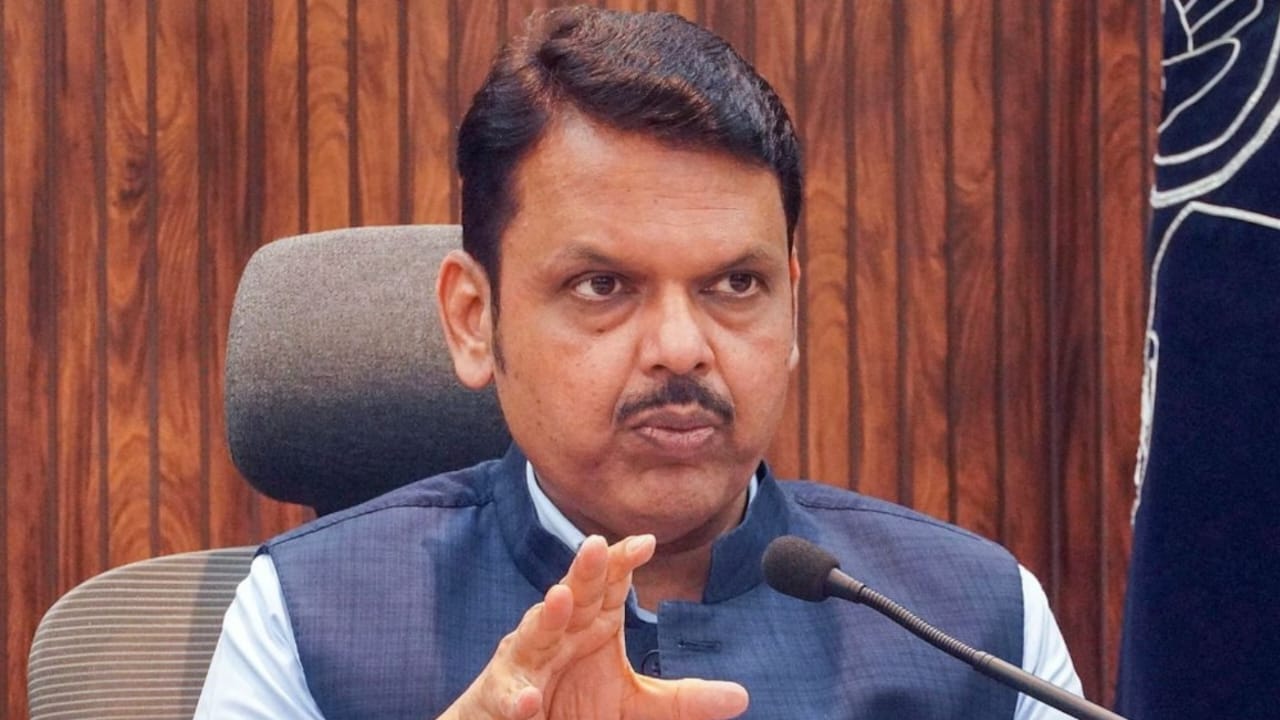 Devendra Fadnavis बोले ,मुझे जेल में डालने के लिए अधिकारियों को दिया कॉन्ट्रैक्ट