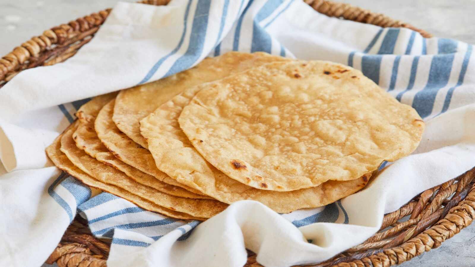 Lose Weight With Flour : वजन घटाने के लिए खाएं इन आटे की रोटियां, तोंद होगी अंदर 