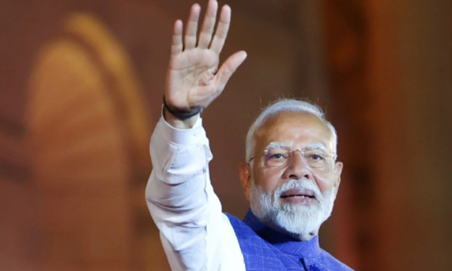 PM Modi Visit: ब्रुनेई और सिंगापुर की यात्रा पर रवाना हुए पीएम मोदी
