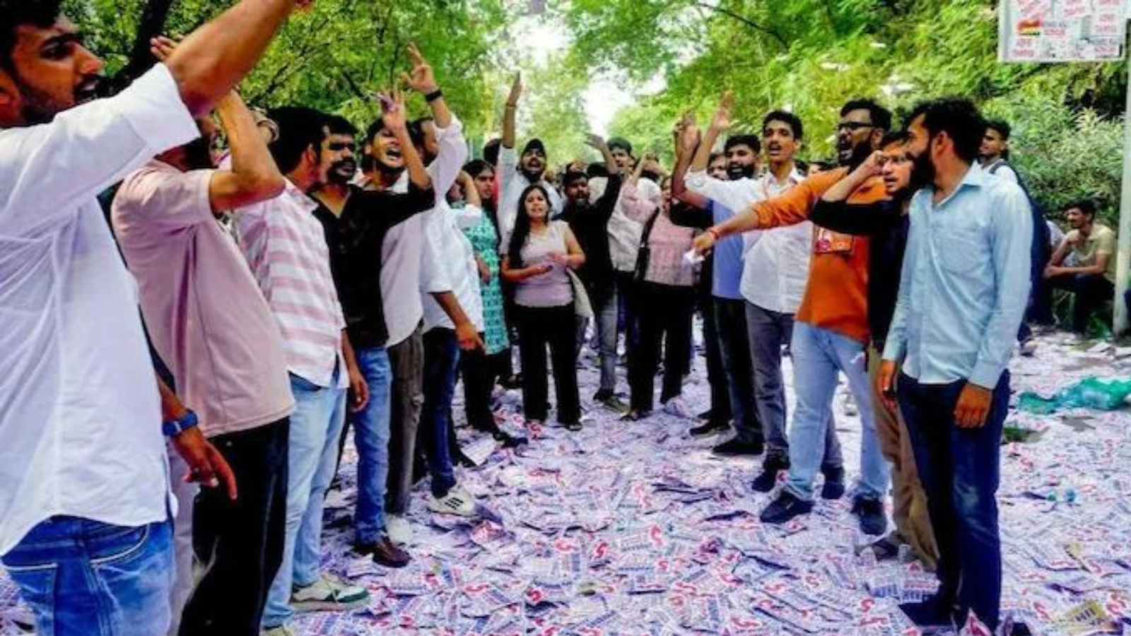 DUSU Election 2024: दिल्ली यूनिवर्सिटी छात्र संघ चुनाव आज, 22 प्रत्याशी आजमा रहे किस्मत, कब आएगा रिजल्ट।
