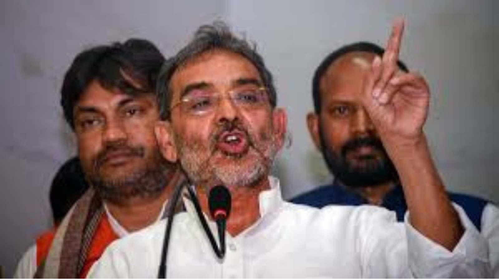 Bihar assembly elections 2025 : सांसद बनते ही उपेंद्र कुशवाहा ने दिखाए तेवर, सीट बटवारे को लेकर किए प्रश्न।