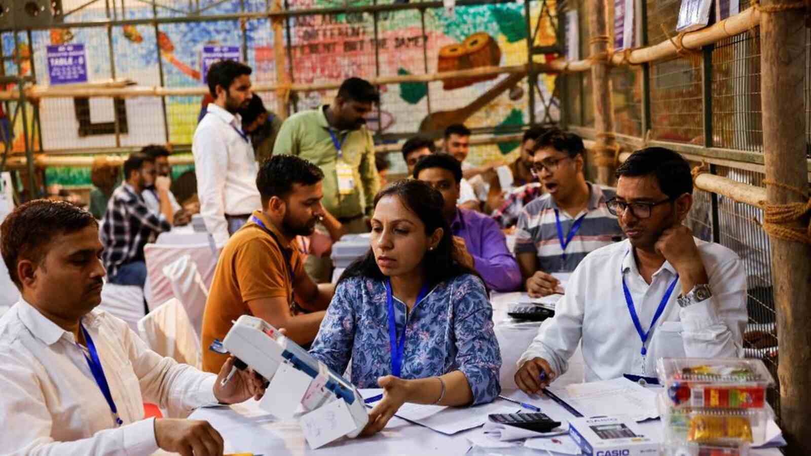 UP By Elections 2024 : नौ सीटों के उपचुनाव का मतदान शुरू, मैदान में 24 दागी उम्मीदवार 