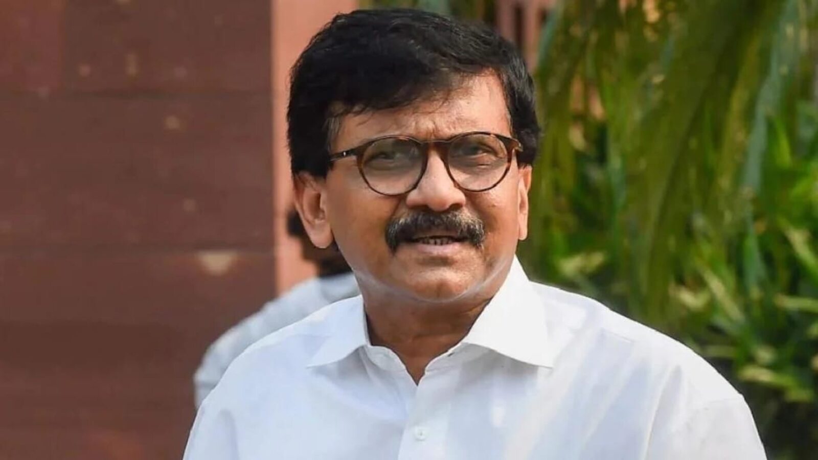 Sanjay Raut on PM Modi : ‘एक हैं तो सेफ हैं’ पर संजय राउत बोले – ‘भाजपा को हटाकर सुरक्षित होंगे लोग’