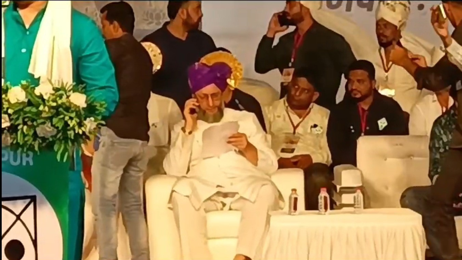 Maharashtra Election 2024 : चुनाव प्रचार के दौरान असदुद्दीन ओवैसी को महाराष्ट्र पुलिस का नोटिस