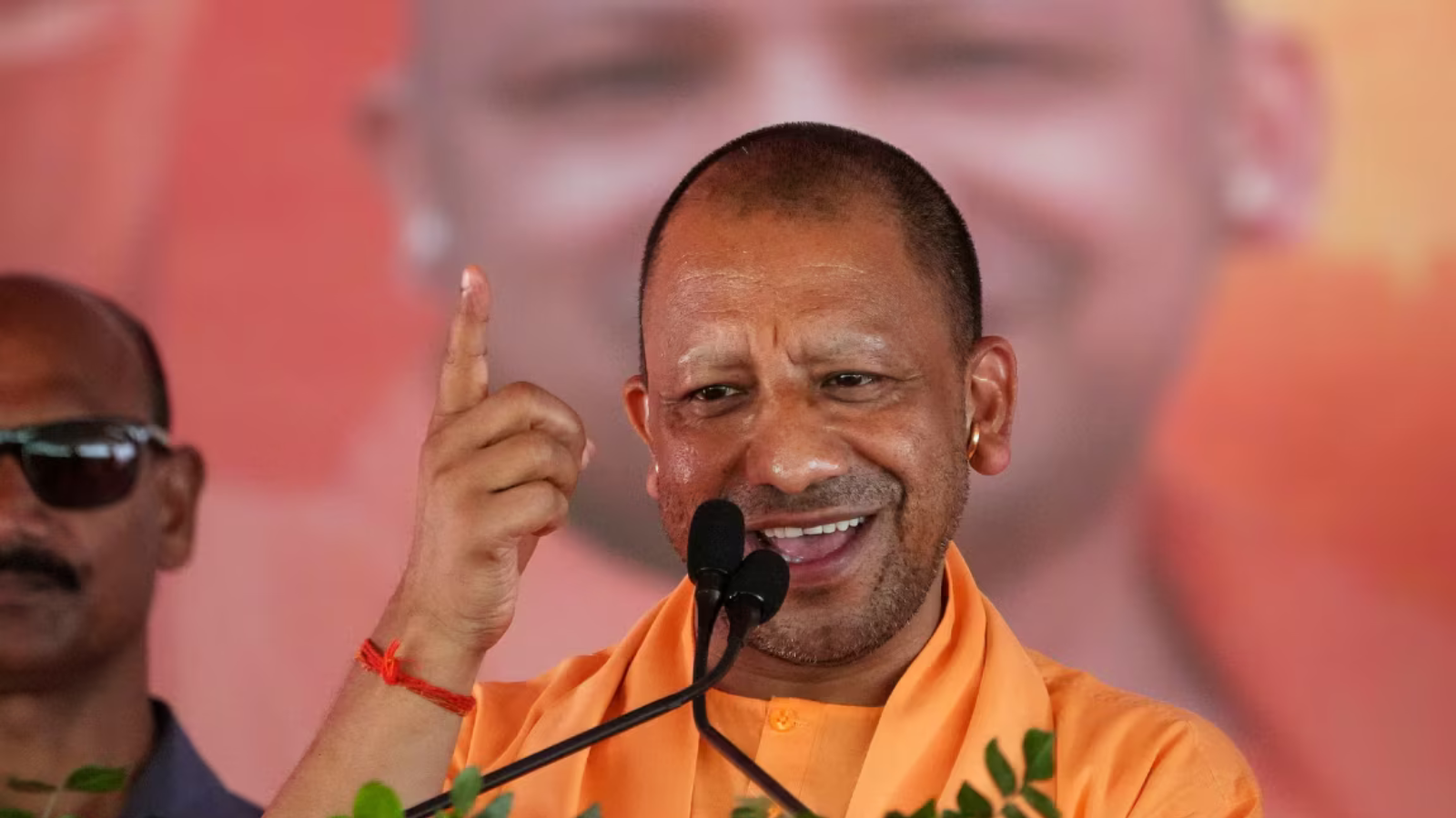 Maharashtra Election Results : Maharashtra में दिखा Yogi Adityanath के “बंटोगे तो कटोगे” नारे का जलवा, शानदार बढ़त