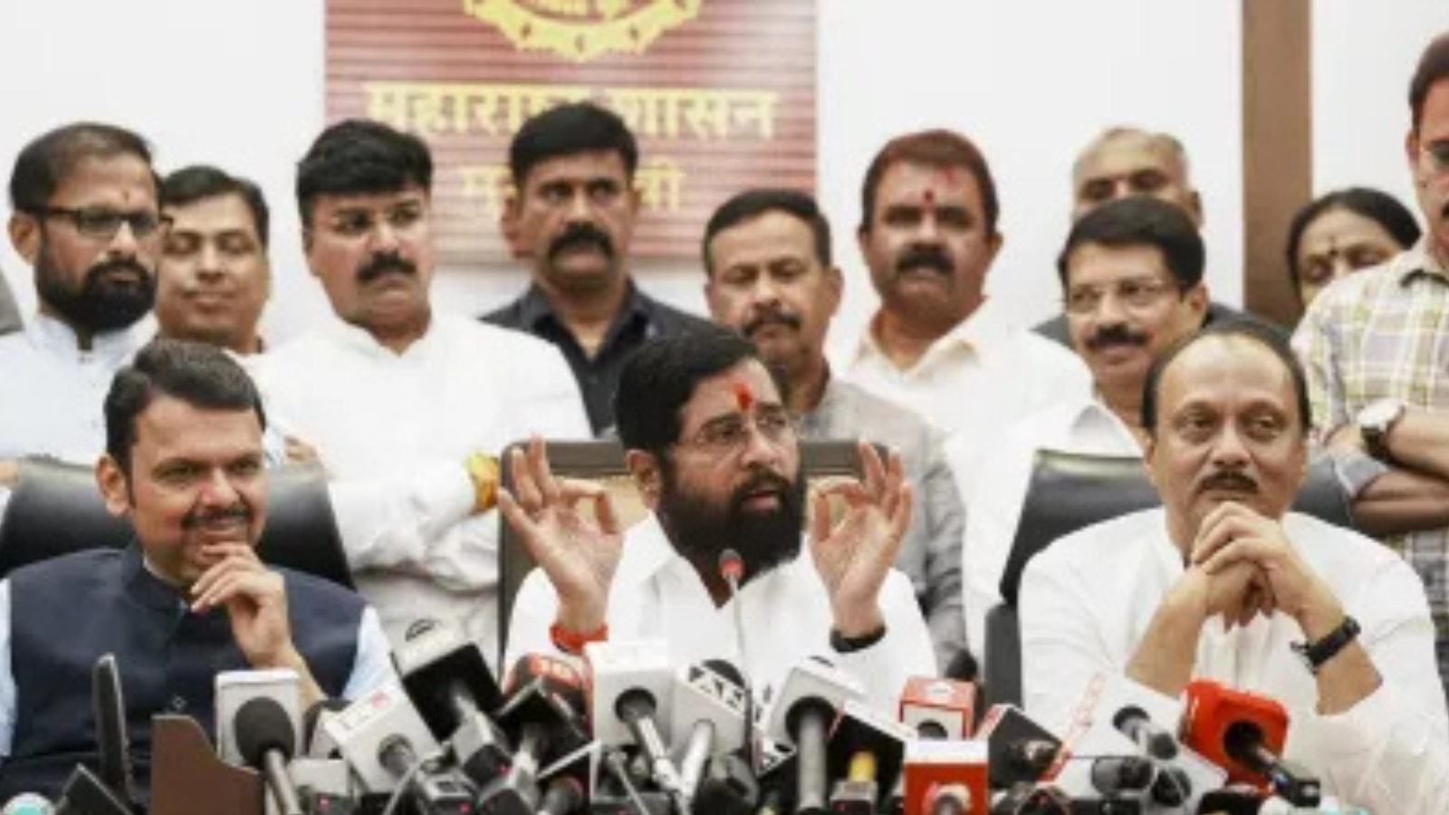 Maharashtra Politics : कल होगी Mahayuti विधायक दल की बैठक, CM के नाम पर लगेगी मुहर
