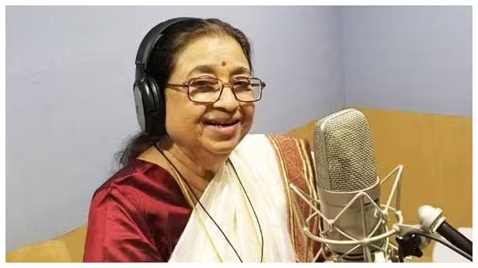 Singer Usha Mangeshkar Birthday