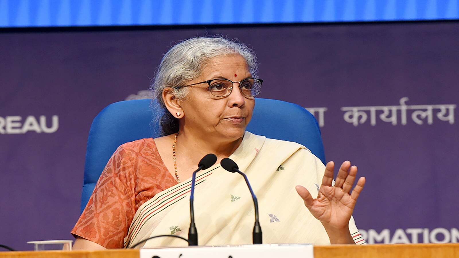 Nirmala Sitharaman Income Tax : बजट 2025 से पहले निर्मला सीतारमण बोली – ‘महंगाई तो बढ़ी है, लोग छूट चाहते नहीं’
