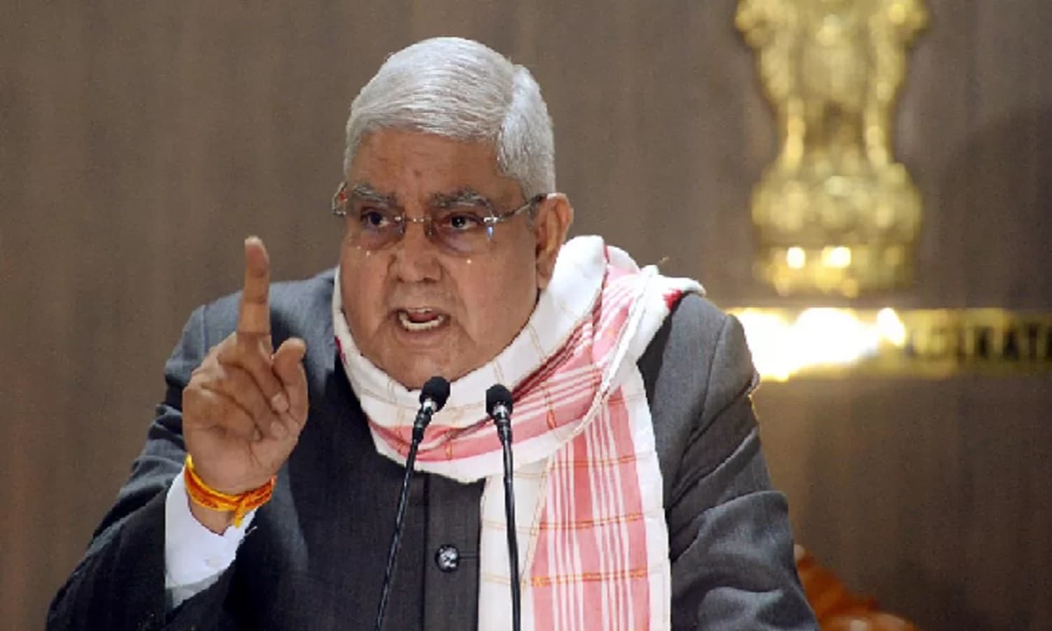 उपराष्ट्रपति धनखड़ के खिलाफ अविश्वास प्रस्ताव लाने की तैयारी में विपक्ष।