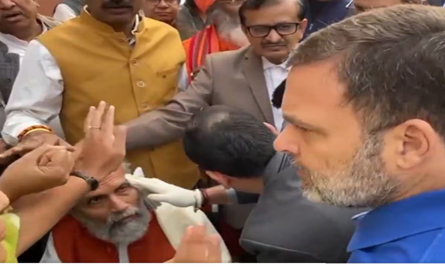 Rahul Gandhi की गुंडई! BJP सांसद का सिर फोड़ा! ICU में भर्ती