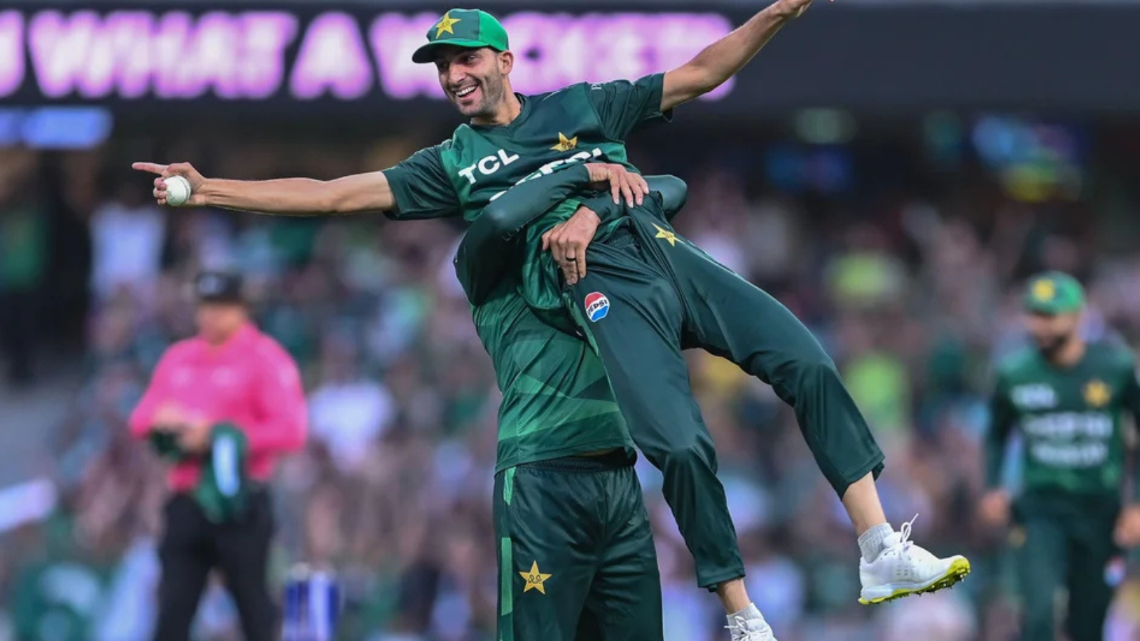 Zimbabwe vs Pakistan : कौन है Sufiyan Muqeem? जिसने 5 विकेट लेकर बदल दिया मैच का रुख!