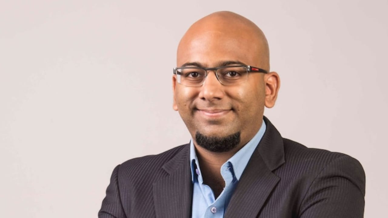 Shantanu Deshpande Viral Post: जाने शांतनु देशपांडे की कौन सी पोस्ट हुई वायरल? जिसपर मचा बवाल