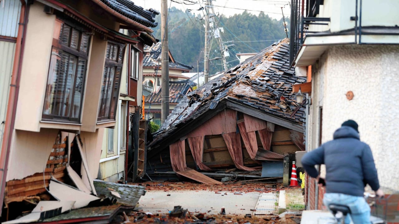 Earthquake in Japan: साल की शुरुआत में जापान में आया दूसरा बड़ा Earthquake, भूंकप के बाद सुनामी की चेतावनी!