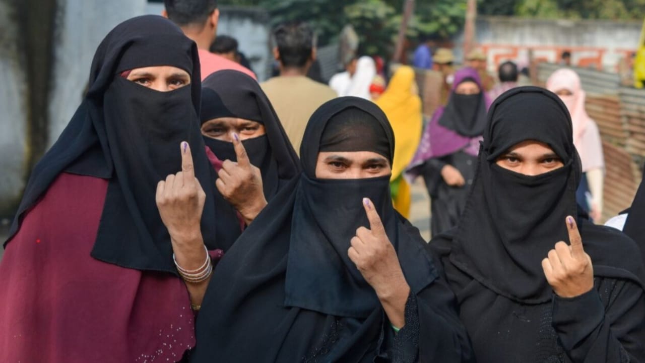 Delhi Assembly Election: मुस्लिम वोटबैंक साधने के लिए कांग्रेस ने चला मास्टरस्ट्रोक, क्या दिल्ली चुनाव पर पड़ेगा इसका असर?
