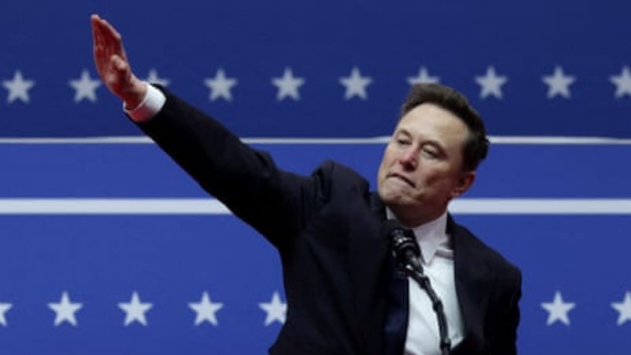 Elon Musk News: डोनाल्ड ट्रंप के शपथ ग्रहण करते ही खुशी से झूमे एलन मस्क, उनके इशारे पर मचा बवाल