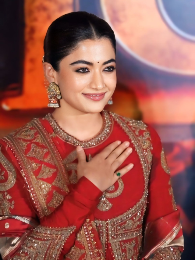 ‘Chhaava’ के ट्रेलर लॉन्च पर खूबसूरत सूट में दिखीं  Rashmika Mandanna, जानें कितनी है कीमत?