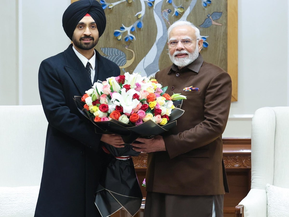 Diljit Dosanjh Meet PM Modi : दिलजीत ने पीएम मोदी से की मुलाकात, पीएम ने भी गुनगुनाया 