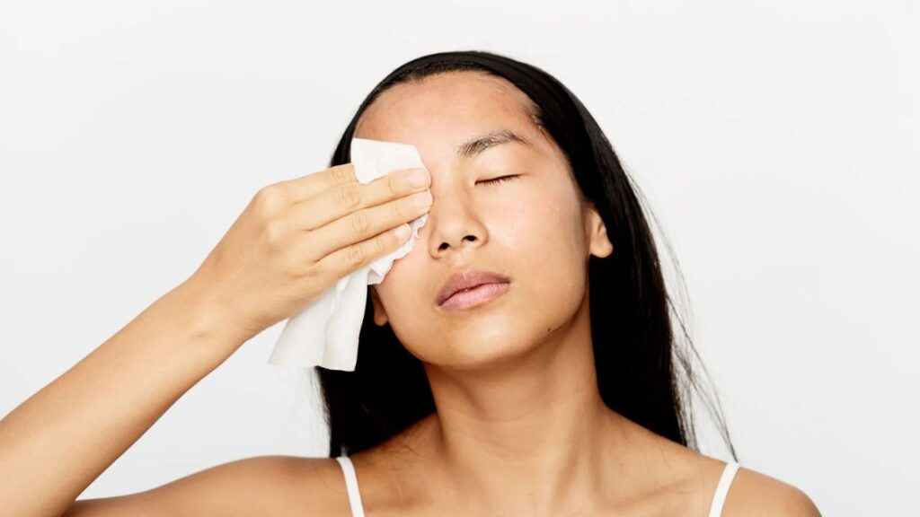 Are Cleansing Wipes Good For Your Skin