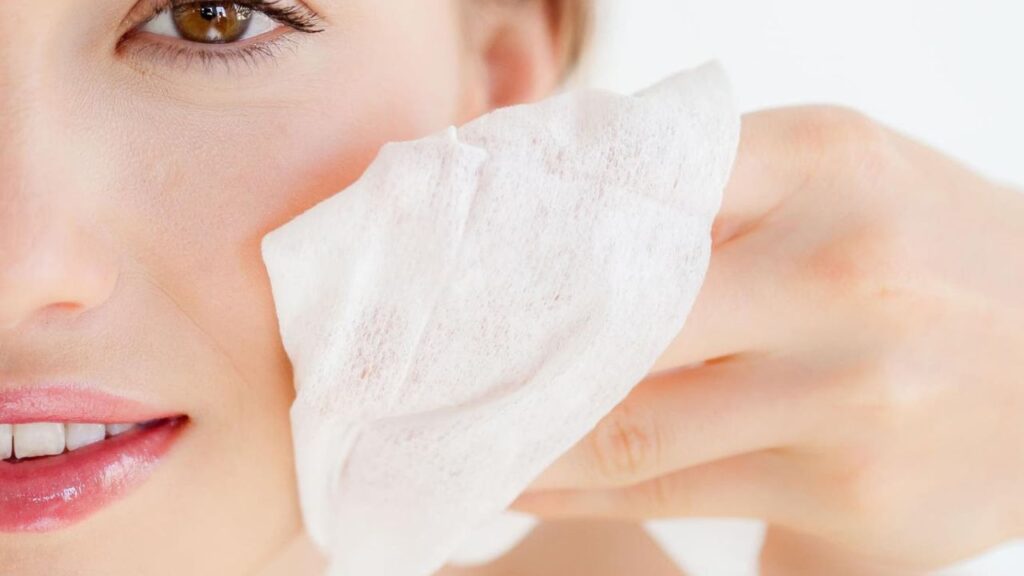 Are Cleansing Wipes Good For Your Skin