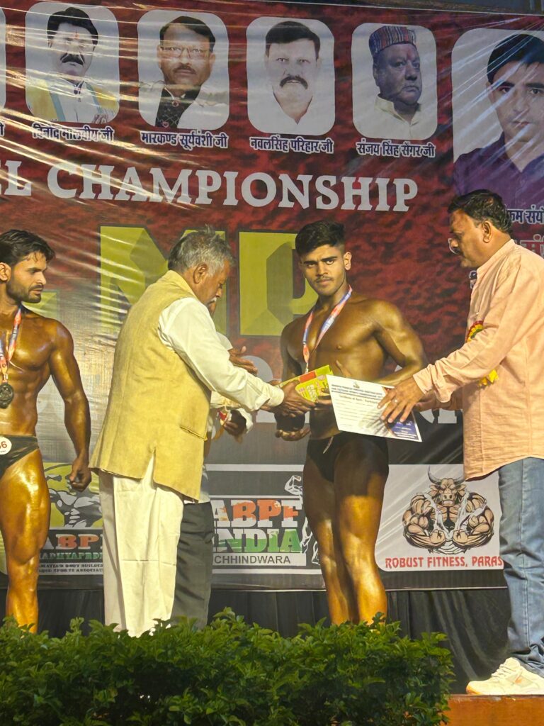 Anuj won bronze medal in state level body building championship