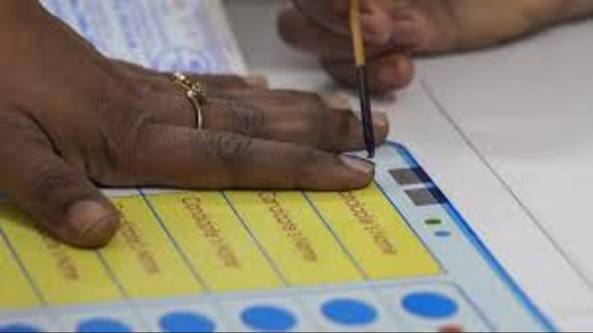 DELHI EXIT POLL 2025: आंकड़ों की बाजीगरी में न पड़िए, यहां मामला कुछ और है?