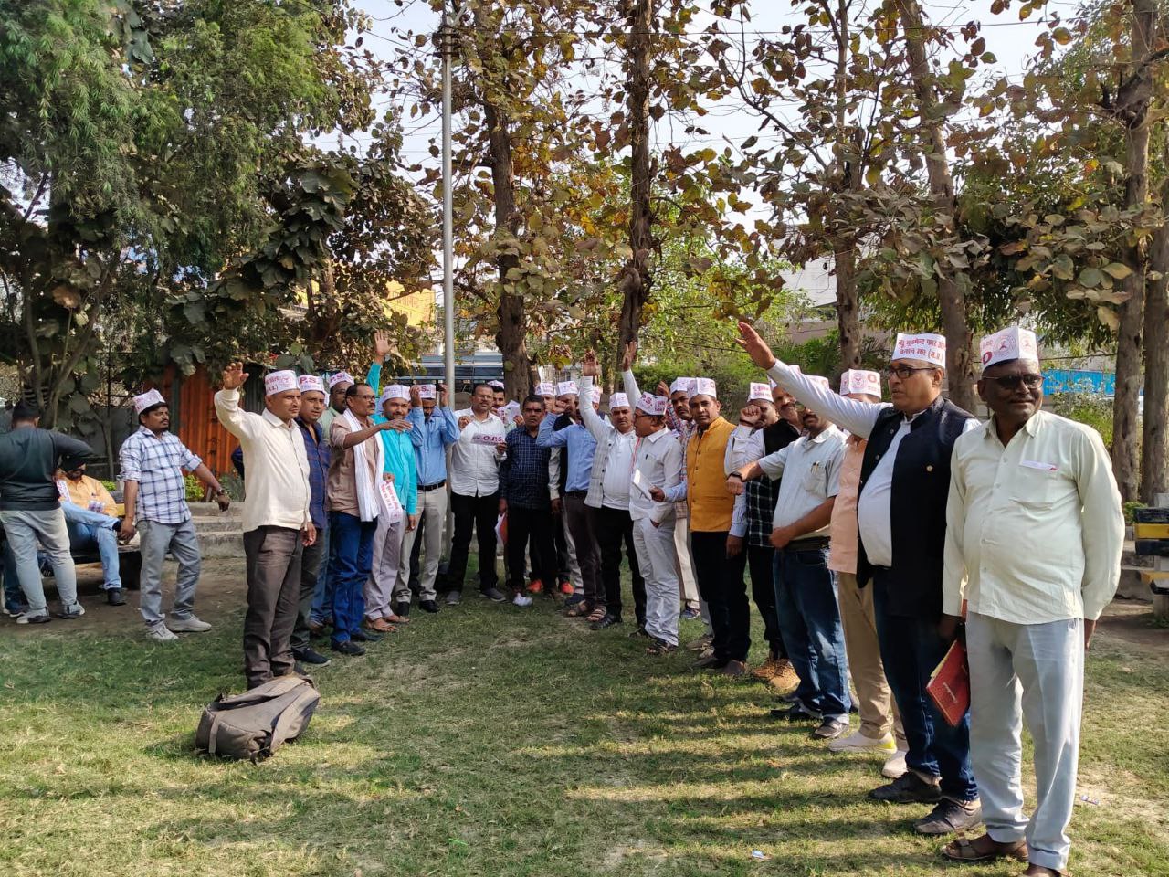 Demand for reinstatement of old pension raised again