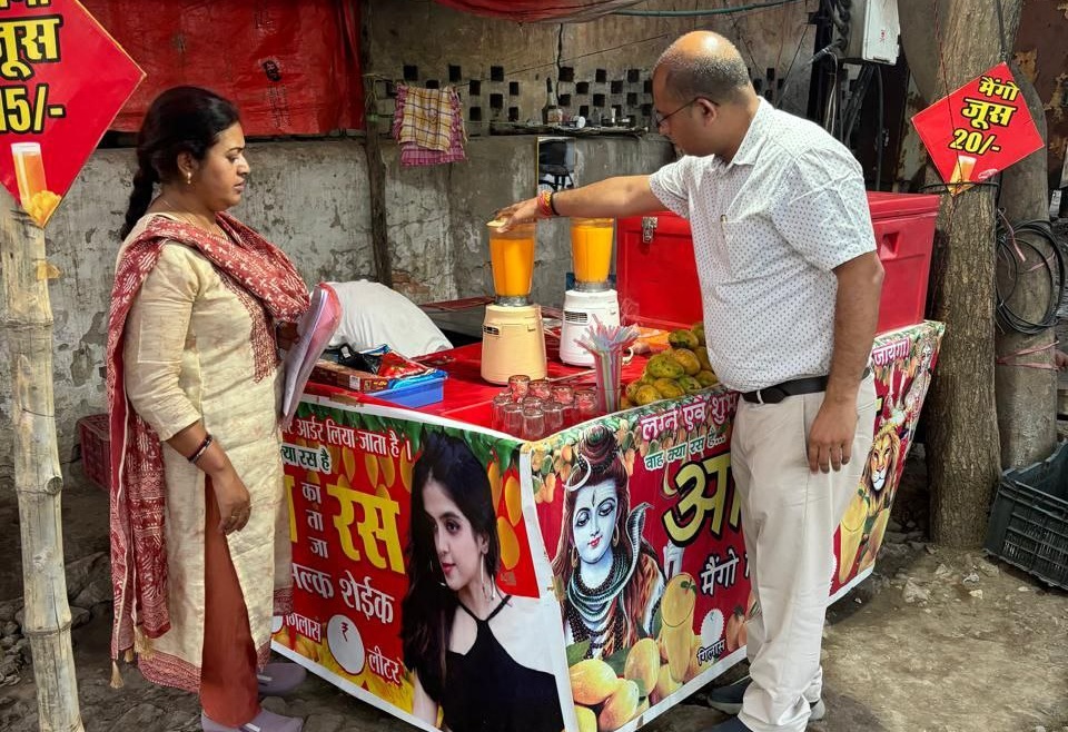 Colored water and chemicals sold instead of mango shake in Rewa