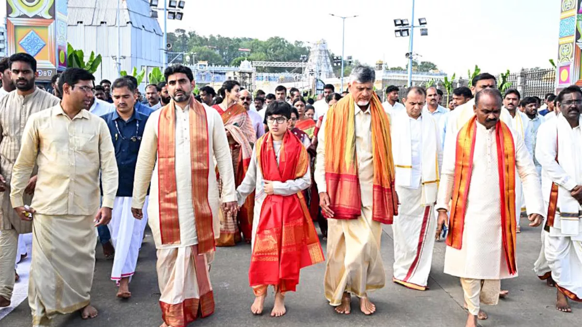 Chandrababu Naidu | Tirupati Temple News | चंद्रबाबू नायडू का बयान मंदिर में केवल हिंदुओं को ही मिले नौकरी, गैर हिंदुओं को यहाँ से हटाया जाएगा