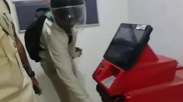Vandalism in ATM in Vindhya Vihar Colony in Rewa