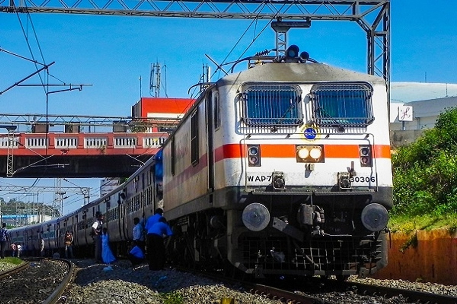 Indian Railway News: Deoband-Roorkee rail line को CRS ने दिखाई हरी झंडी, Delhi, Dehradun को होगा फायदा