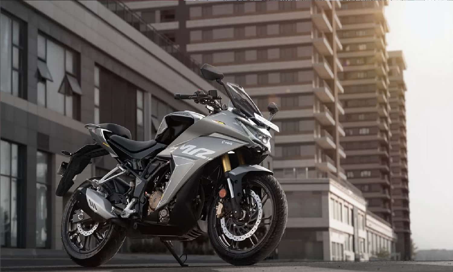 2025 Hero Karizma XMR 210 लॉन्च: Karizma XMR 210 Specifications जानें
