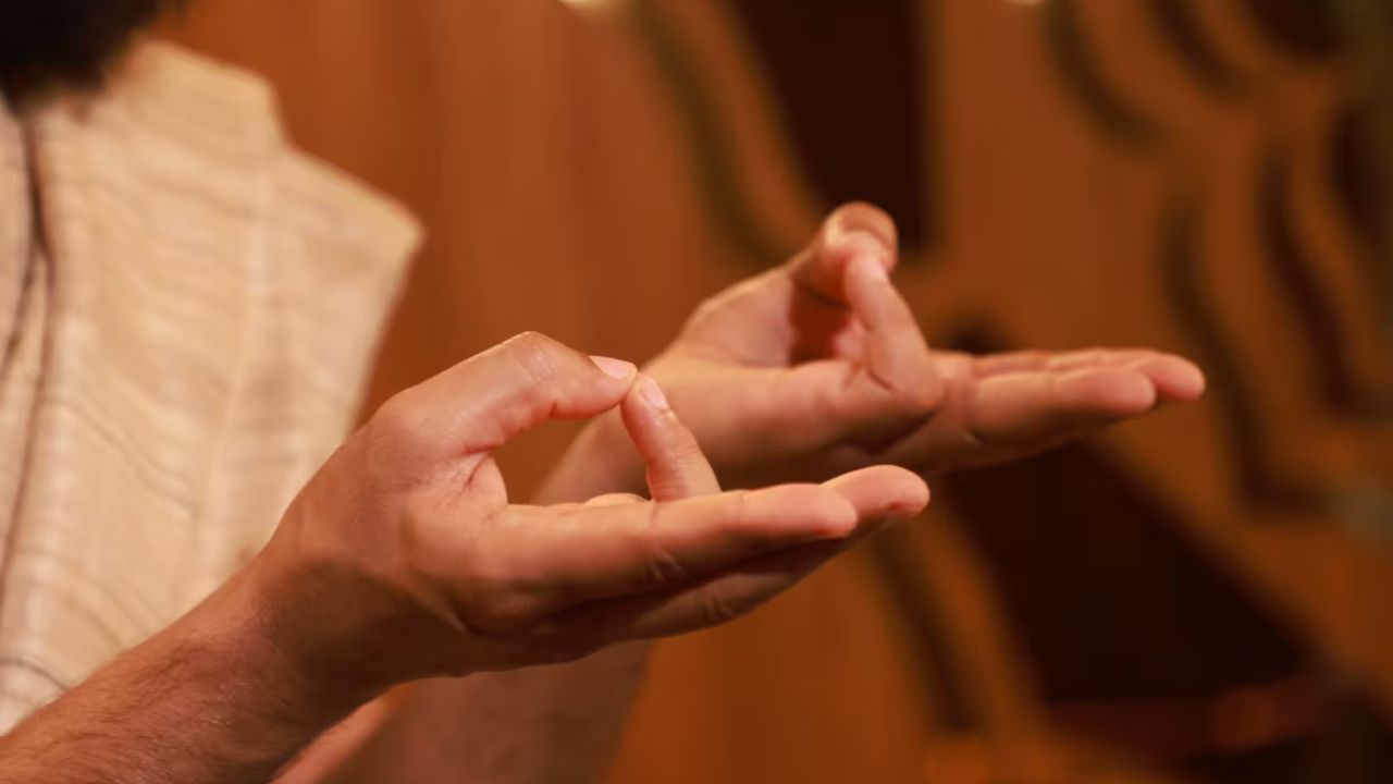 Varun Mudra Benefits
