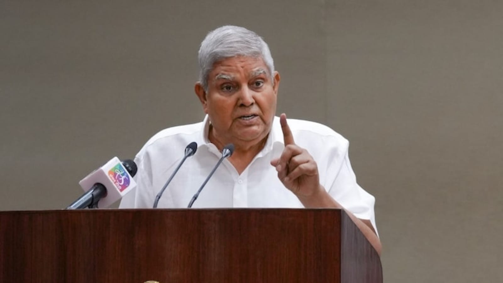 Vice president Jagdeep Dhankar ने न्यायपालिका खड़े किए प्रश्नचिन्ह, बोले- आर्टिकल 142 बन चुका है न्यूक्लियर मिसाइल
