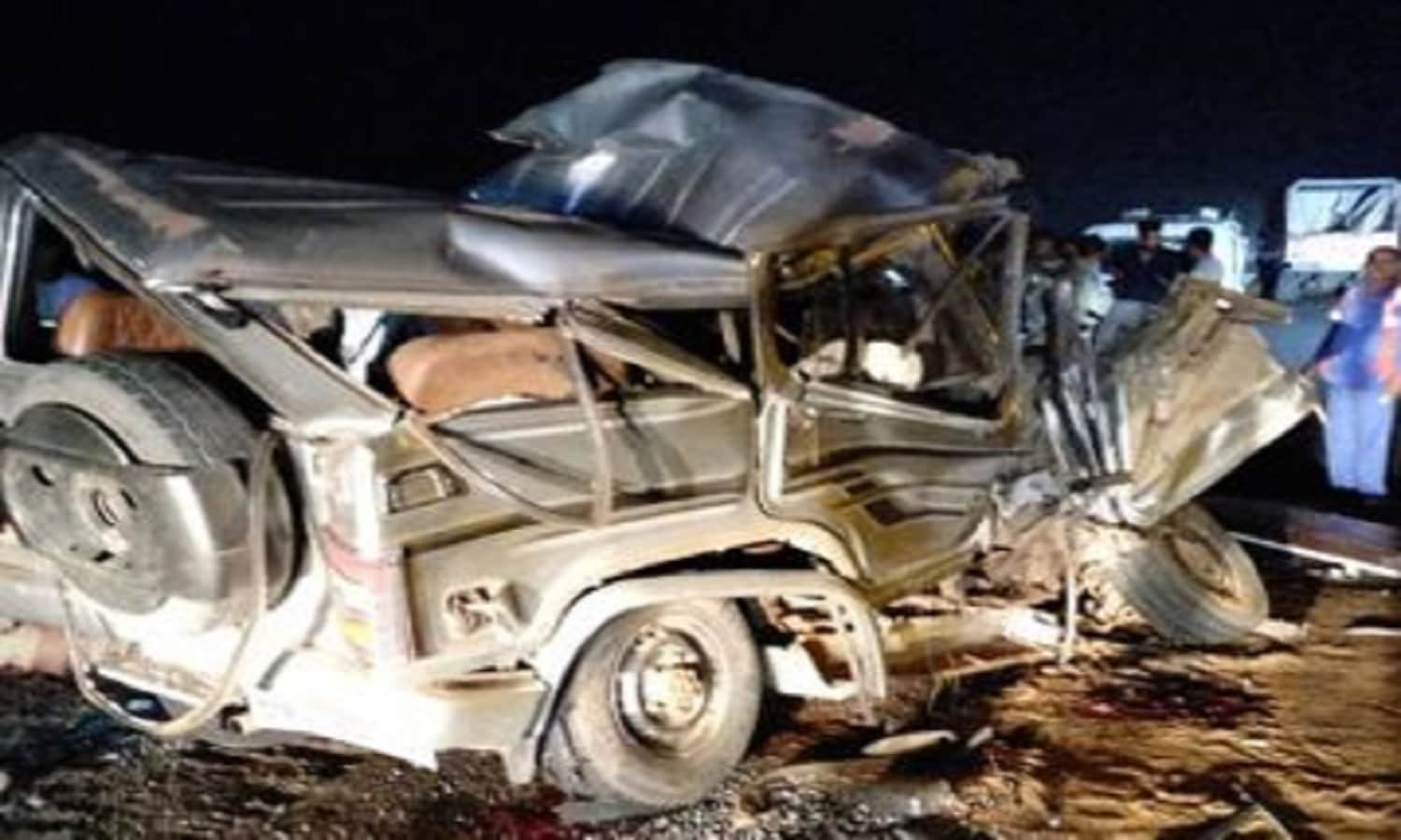 dhar road accident