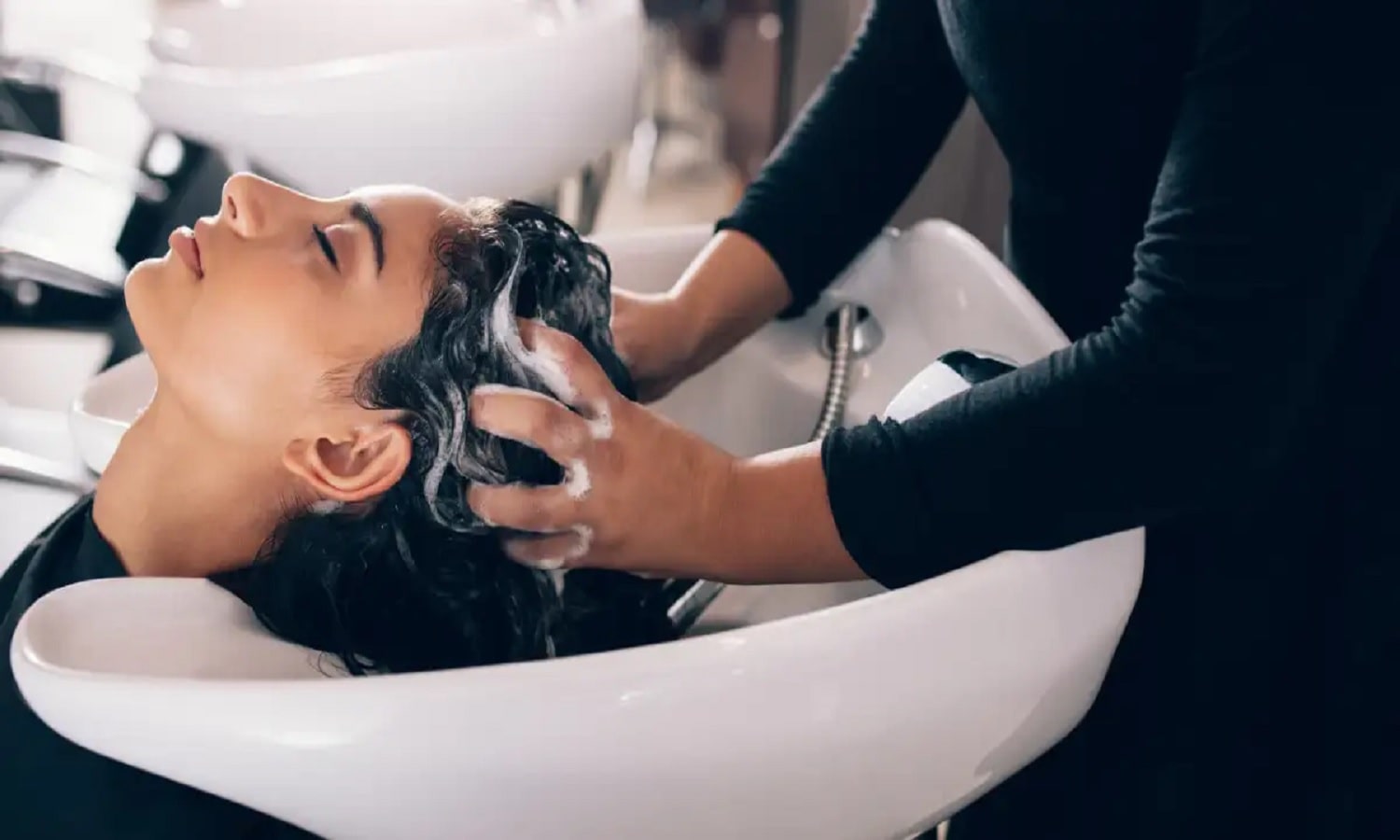 MP Beauty Parlour Guidelines In Hindi