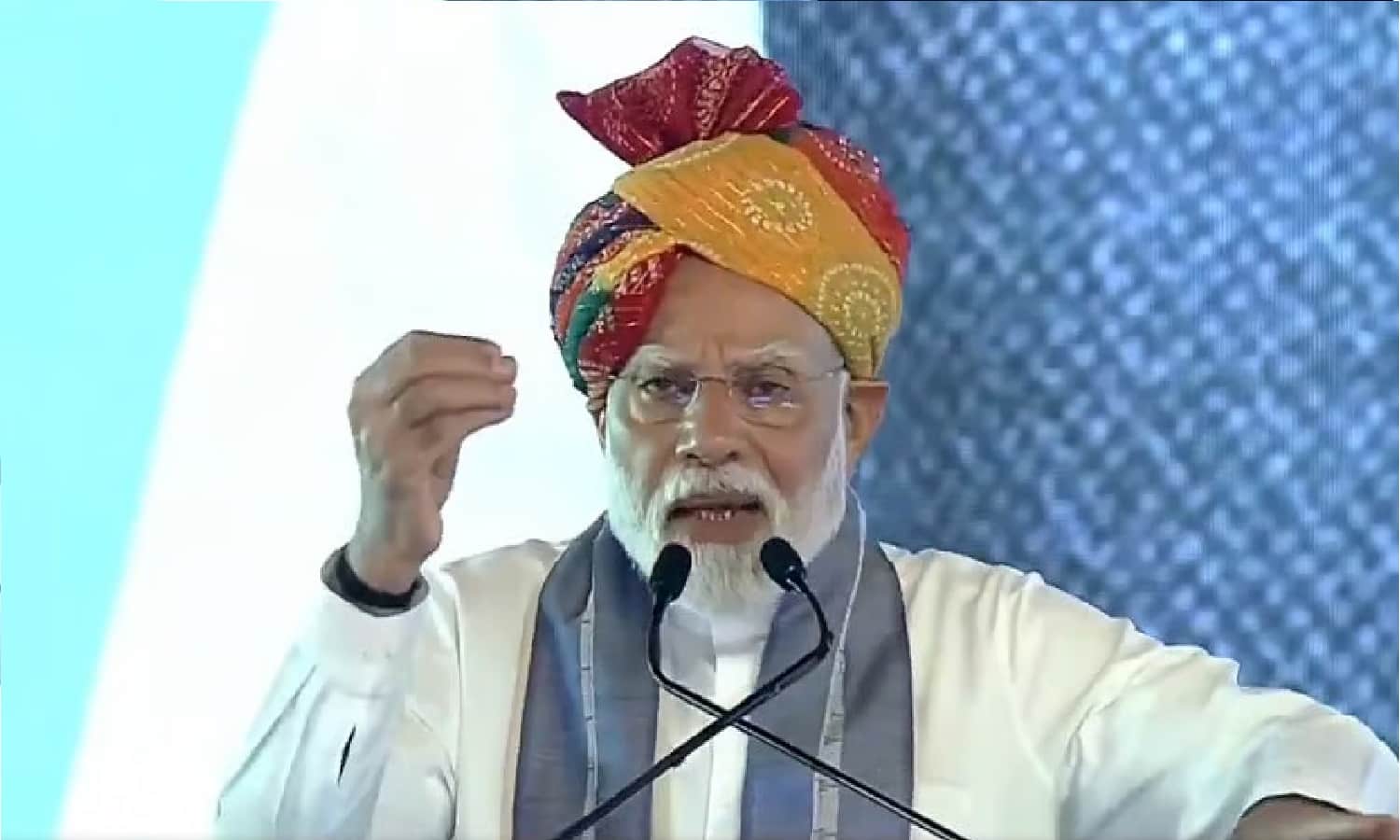 मुसलमानों को पंचर नहीं बनाना पड़ता! PM Modi ने ऐसा क्यों कहा?