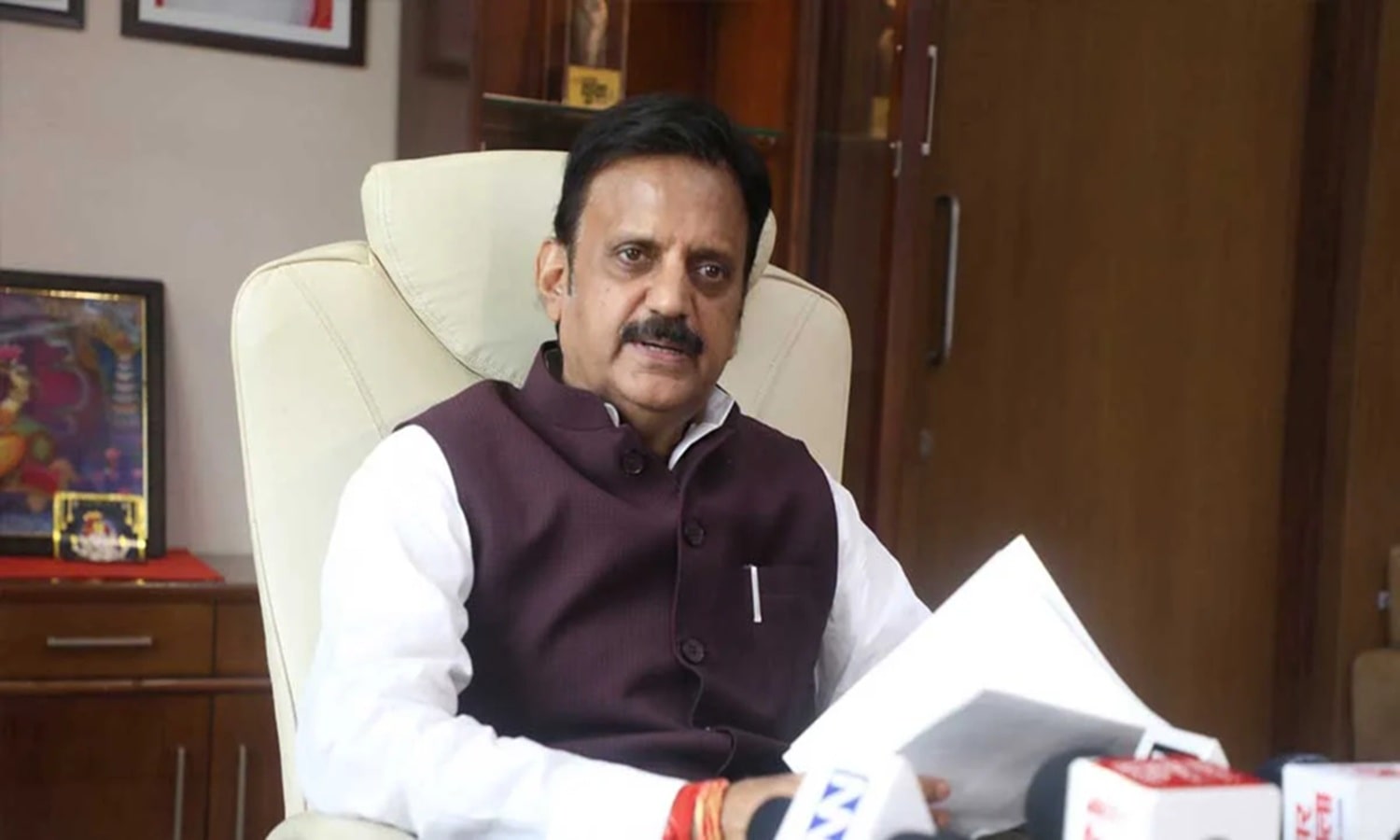 MP: पाकिस्तान दे रहा है आतंकवाद को बढ़ावा: डिप्टी CM राजेन्द्र शुक्ल