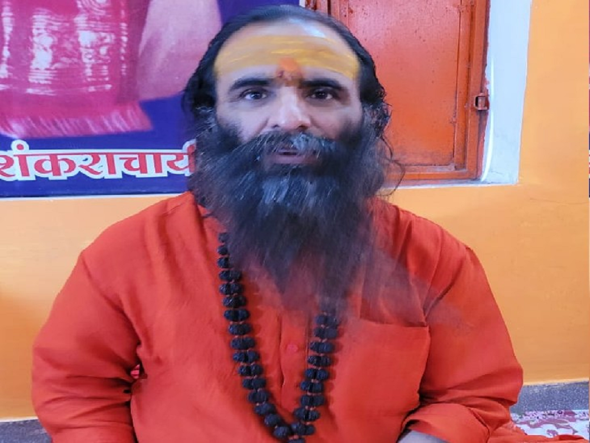 एक-दो नही 4 बच्चे पैदा करे हिन्दू, अखाड़ा परिषद के अध्यक्ष का एमपी में ऐलान