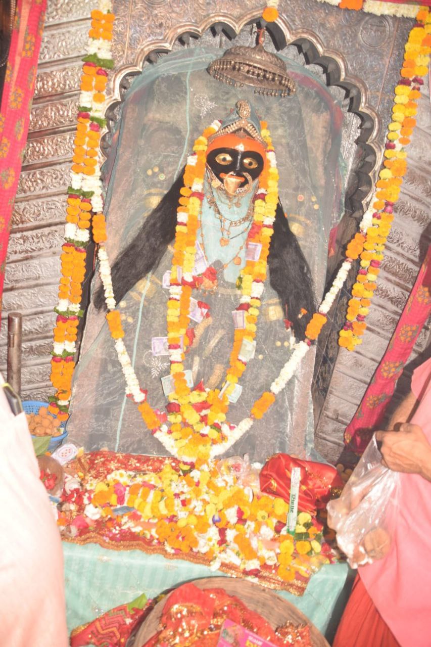Maa Kalika was beautifully decorated