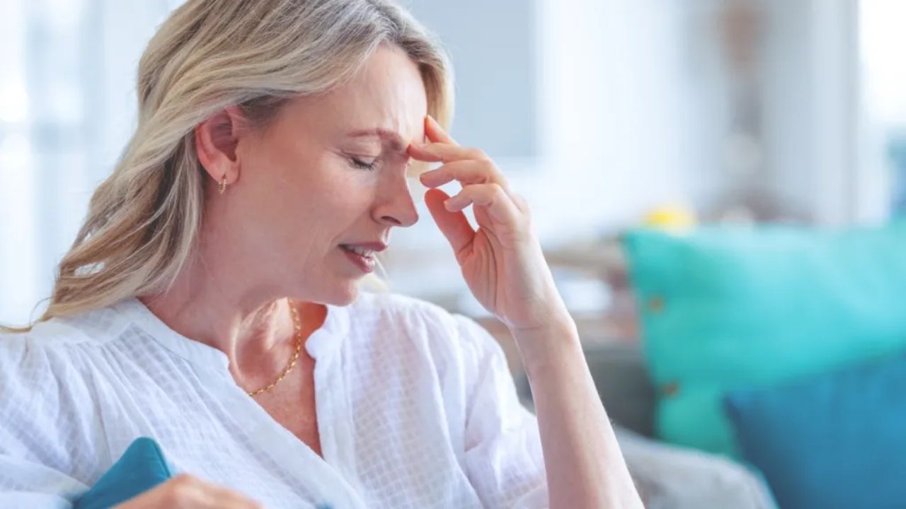 Brain Freeze Symptoms and Tips: क्या होता है ब्रेन फ्रीज? क्या है इसके कारण और लक्षण?