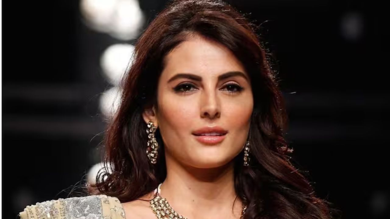 Mandana Karimi Post