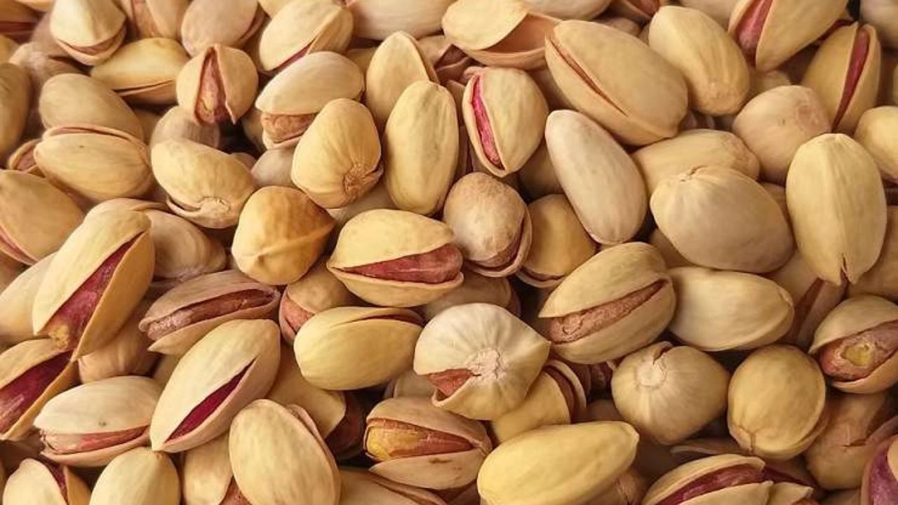Pista Khane Ke Fayde: जानिए रोजाना पिस्ता खाने के फायदे