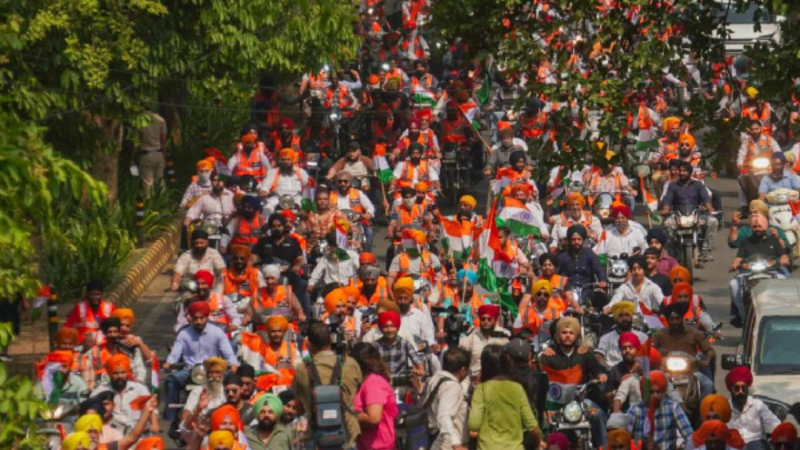 Khalsa Tiranga Yatra : Operation Sindoor की सफलता है उपलक्ष्य में सिक्खों ने दिल्ली में निकाली खालसा तिरंगा यात्रा