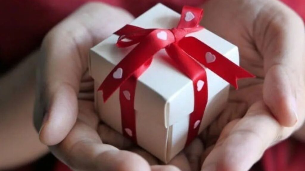 Vastu Ke Anusar Gift
